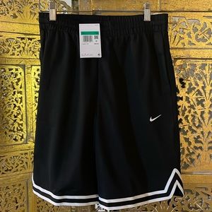 Brand new Nike shorts - Kids size XL - black
